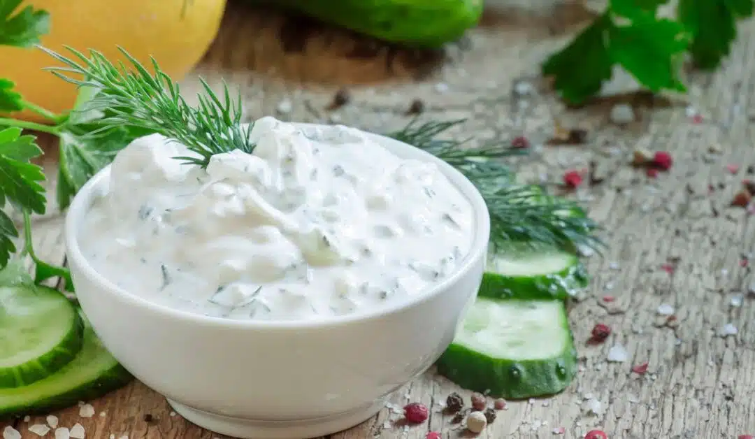 8 ricette con lo yogurt: non solo salsa tzatziki